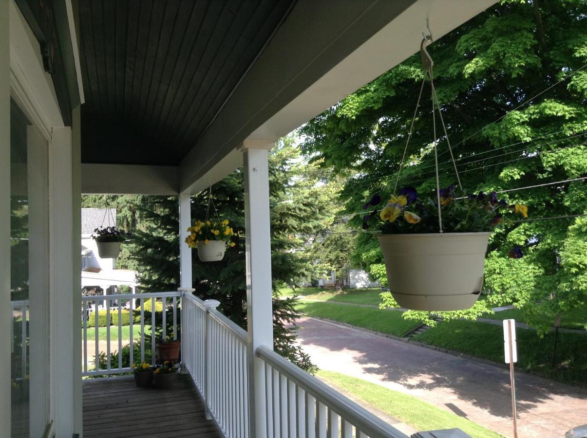 Ottaway Inn Llc Corry Exterior photo